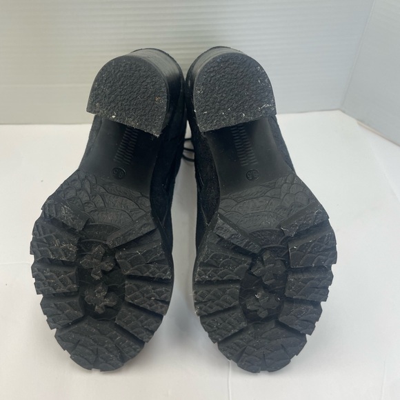 Steve Madden | Black | Chunky Heeled Boots | 8.5 - Picture 13 of 14